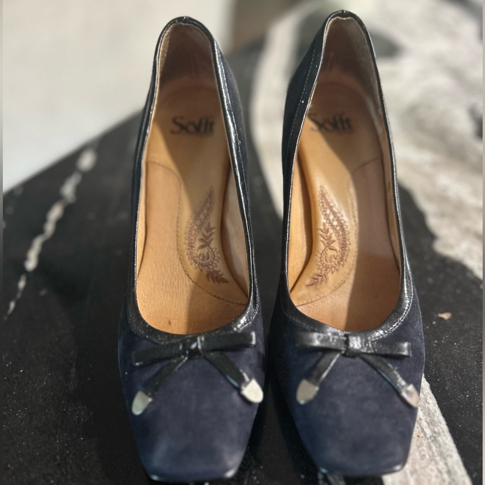 Sofft Women's Navy Suede Heels with Bow Accent